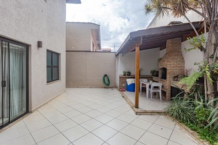 Apartamento à venda com 286m², 4 quartos e 6 vagasQuintal/Área gourmet