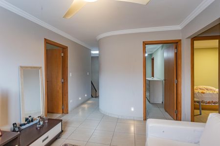 Apartamento à venda com 286m², 4 quartos e 6 vagasSala 2