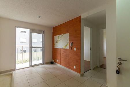 Sala/Cozinha e Área de Serviço de apartamento para alugar com 2 quartos, 36m² em Guaiauna, São Paulo
