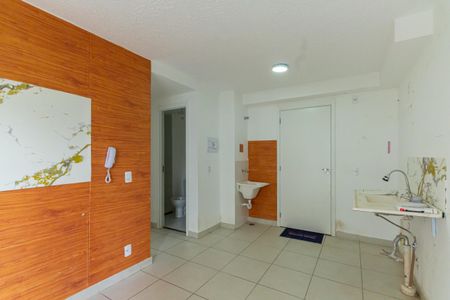Apartamento para alugar com 36m², 2 quartos e sem vaga Apartamento para alugar com 36m², 2 quartos e sem vagaSala/Cozinha e Área de Serviço