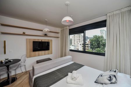 Studio para alugar com 27m², 1 quarto e 1 vaga Studio para alugar com 27m², 1 quarto e 1 vagaSala/Quarto