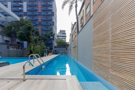 Studio para alugar com 27m², 1 quarto e 1 vaga Studio para alugar com 27m², 1 quarto e 1 vagaÁrea comum - Piscina