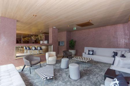 Studio para alugar com 27m², 1 quarto e 1 vaga Studio para alugar com 27m², 1 quarto e 1 vagaÁrea comum - Salão de festas