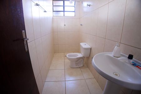 Casa para alugar com 308m², 3 quartos e 3 vagas Casa para alugar com 308m², 3 quartos e 3 vagasBanheiro Corredor