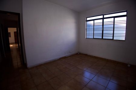 Casa para alugar com 308m², 3 quartos e 3 vagas Casa para alugar com 308m², 3 quartos e 3 vagasQuarto 3