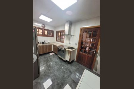 Casa à venda com 171m², 3 quartos e 2 vagas