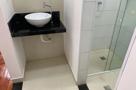 Apartamento para alugar com 75m², 2 quartos e 1 vaga Apartamento para alugar com 75m², 2 quartos e 1 vagaBanheiro