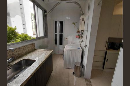 Apartamento à venda com 157m², 4 quartos e 3 vagas