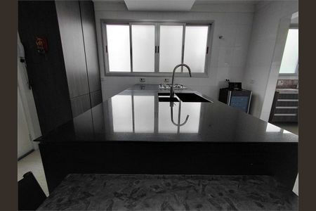 Apartamento à venda com 157m², 4 quartos e 3 vagas