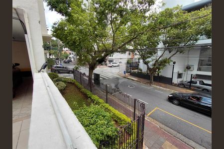 Apartamento à venda com 157m², 4 quartos e 3 vagas