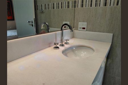 Apartamento à venda com 157m², 4 quartos e 3 vagas