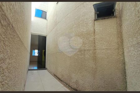 Casa à venda com 100m², 3 quartos e 2 vagas