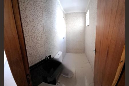 Casa à venda com 3 quartos, 100m² em Jardim Eliane, São Paulo