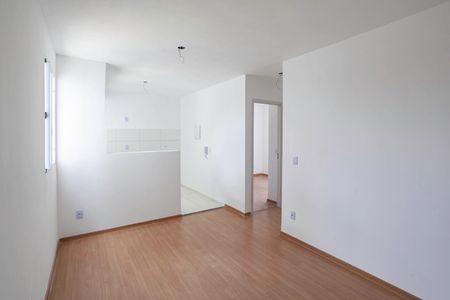 Sala de apartamento para alugar com 2 quartos, 46m² em Bom Jesus, Contagem