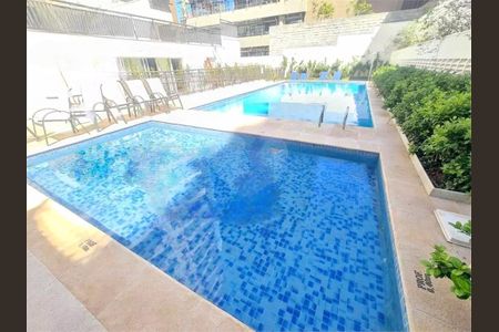 Apartamento à venda com 64m², 2 quartos e 1 vaga