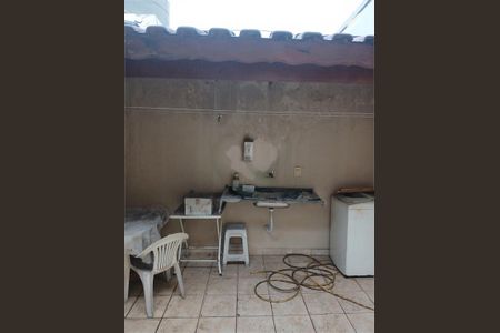 Casa à venda com 145m², 2 quartos e 2 vagas