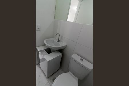 Apartamento para alugar com 37m², 2 quartos e sem vagaBanheiro