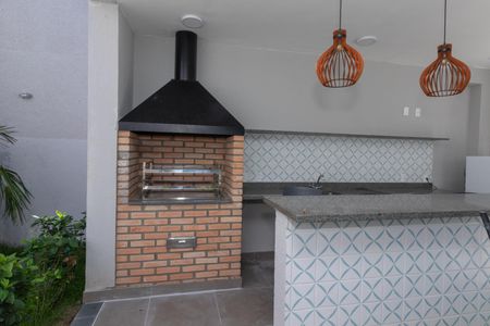 Apartamento para alugar com 37m², 2 quartos e sem vagaÁrea comum - Churrasqueira