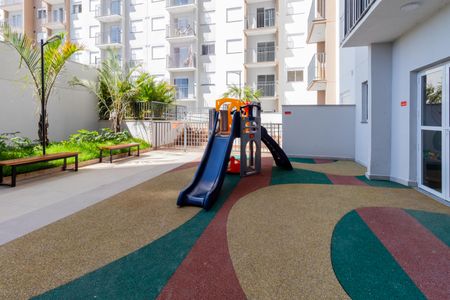 Apartamento para alugar com 37m², 2 quartos e sem vagaÁrea comum - Playground