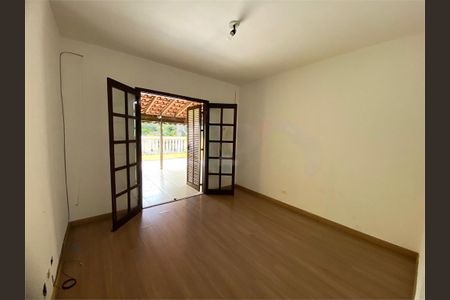Casa à venda com 3 quartos, 111m² em Vila dos Remedios, São Paulo