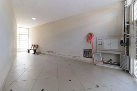 Casa à venda com 200m², 3 quartos e 2 vagas Casa à venda com 200m², 3 quartos e 2 vagasGaragem