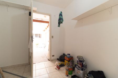 Casa à venda com 200m², 3 quartos e 2 vagas Casa à venda com 200m², 3 quartos e 2 vagasQuarto de Serviço