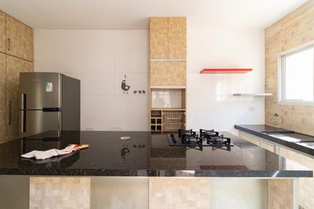 Casa à venda com 200m², 3 quartos e 2 vagas Casa à venda com 200m², 3 quartos e 2 vagasCozinha
