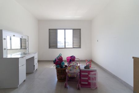 Casa à venda com 200m², 3 quartos e 2 vagas Casa à venda com 200m², 3 quartos e 2 vagasQuarto 3