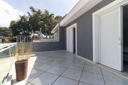 Casa à venda com 200m², 3 quartos e 2 vagas Casa à venda com 200m², 3 quartos e 2 vagasVaranda da Suíte e do Quarto 2
