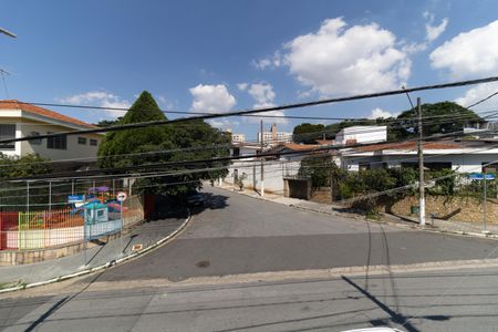 Casa à venda com 200m², 3 quartos e 2 vagas Casa à venda com 200m², 3 quartos e 2 vagasVista da Varanda da Suíte e do Quarto 2