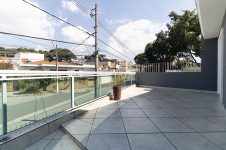 Casa à venda com 200m², 3 quartos e 2 vagas Casa à venda com 200m², 3 quartos e 2 vagasVaranda da Suíte e do Quarto 2