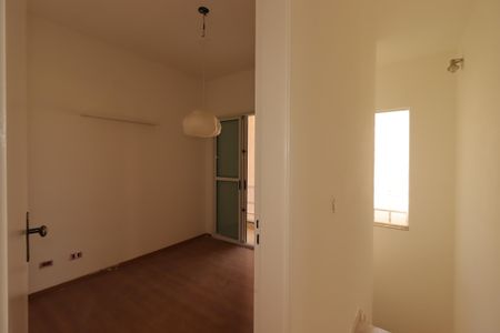 Casa para alugar com 140m², 3 quartos e 2 vagasCorredor