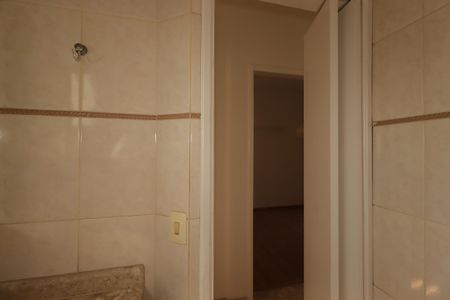 Casa para alugar com 140m², 3 quartos e 2 vagasBanheiro Social