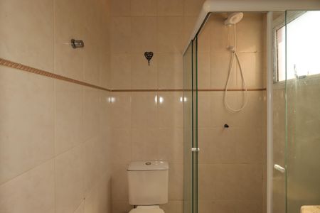 Casa para alugar com 140m², 3 quartos e 2 vagasBanheiro Social