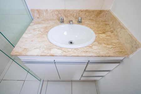 Apartamento para alugar com 88m², 2 quartos e 2 vagasBanheiro do quarto 1