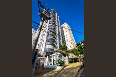 Apartamento para alugar com 88m², 2 quartos e 2 vagasFachada