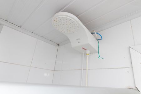 Banheiro de apartamento para alugar com 1 quarto, 23m² em Centro Histórico, Porto Alegre