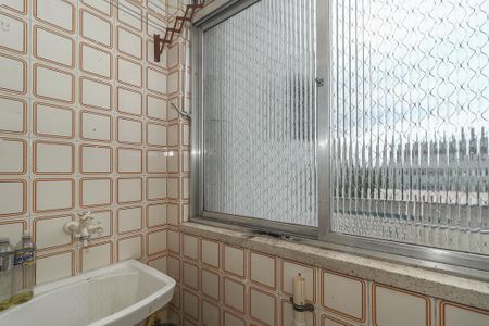 Apartamento para alugar com 71m², 2 quartos e 1 vagaÁrea de Serviço