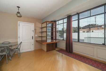 Sala de apartamento para alugar com 2 quartos, 71m² em Passo D’areia, Porto Alegre