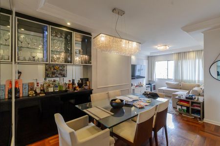 Apartamento para alugar com 104m², 3 quartos e 1 vaga Apartamento para alugar com 104m², 3 quartos e 1 vagaSala