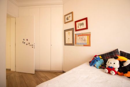 Apartamento à venda com 200m², 3 quartos e 4 vagas Apartamento à venda com 200m², 3 quartos e 4 vagasSuíte 3