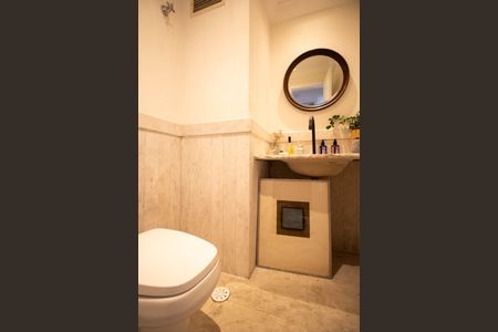 Apartamento à venda com 200m², 3 quartos e 4 vagas Apartamento à venda com 200m², 3 quartos e 4 vagasLavabo