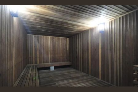 Apartamento à venda com 200m², 3 quartos e 4 vagas Apartamento à venda com 200m², 3 quartos e 4 vagasSauna