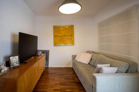 Apartamento à venda com 200m², 3 quartos e 4 vagas Apartamento à venda com 200m², 3 quartos e 4 vagasSala