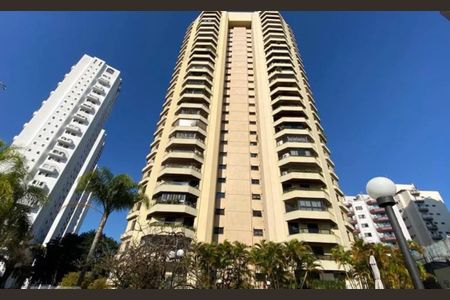 Apartamento à venda com 200m², 3 quartos e 4 vagas Apartamento à venda com 200m², 3 quartos e 4 vagasFachada