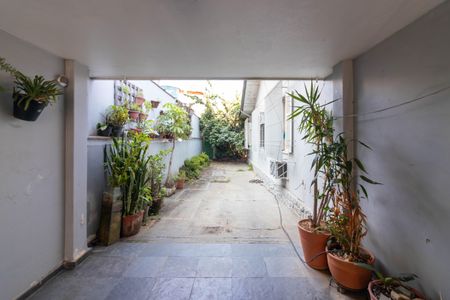 Casa para alugar com 500m², 4 quartos e 6 vagas Casa para alugar com 500m², 4 quartos e 6 vagasGaragem