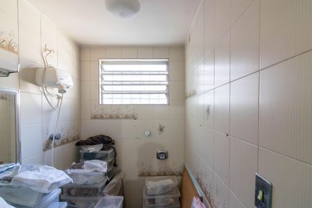 Casa para alugar com 500m², 4 quartos e 6 vagas Casa para alugar com 500m², 4 quartos e 6 vagasBanheiro da Suíte 3