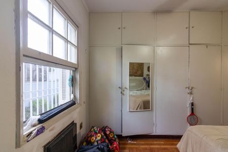 Casa para alugar com 500m², 4 quartos e 6 vagas Casa para alugar com 500m², 4 quartos e 6 vagasSuíte 1