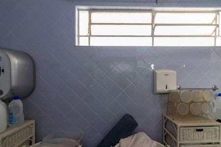 Casa para alugar com 500m², 4 quartos e 6 vagas Casa para alugar com 500m², 4 quartos e 6 vagasBanheiro