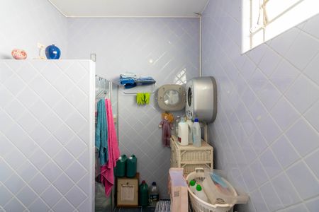 Casa para alugar com 500m², 4 quartos e 6 vagas Casa para alugar com 500m², 4 quartos e 6 vagasBanheiro